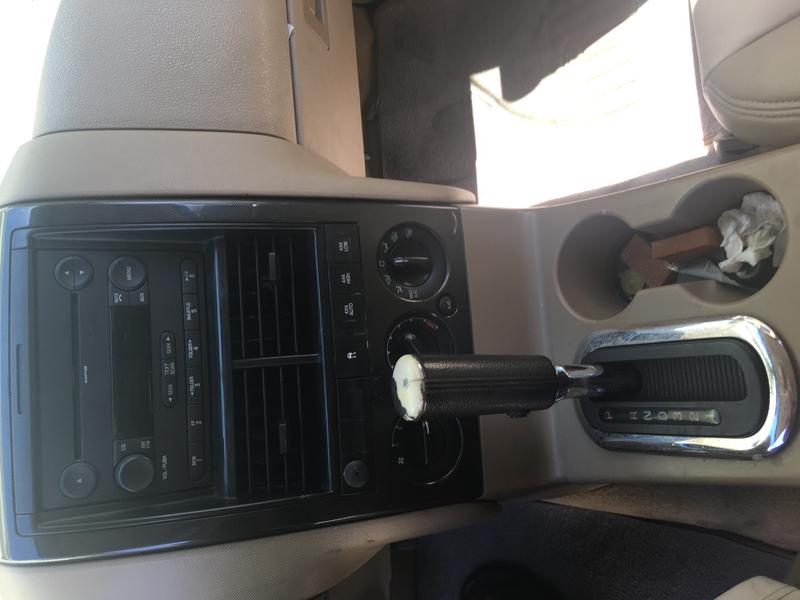 Ford Explorer • 2007 • 135,000 km 6