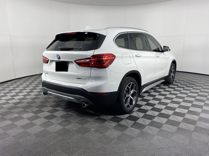 BMW X1 • 2019 • 16,329 km 4