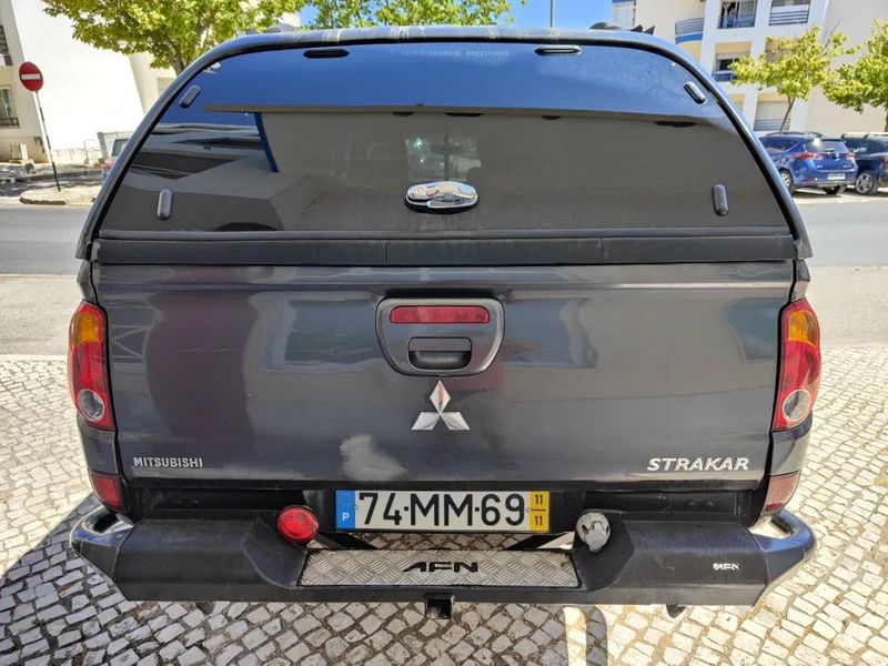 Mitsubishi L200 • 2011 • 180,000 km 3