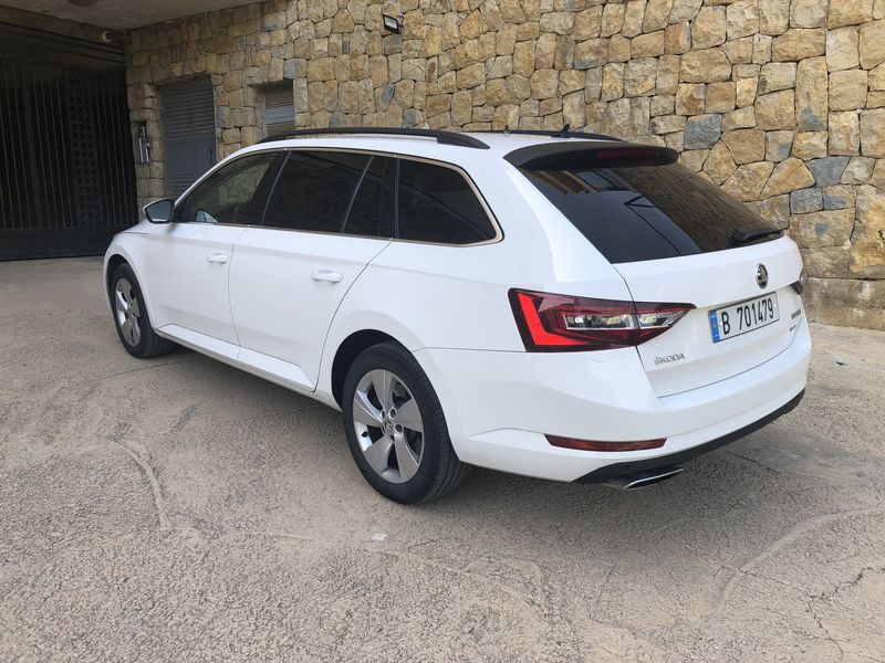 Škoda Superb • 2017 • 145,000 km 3