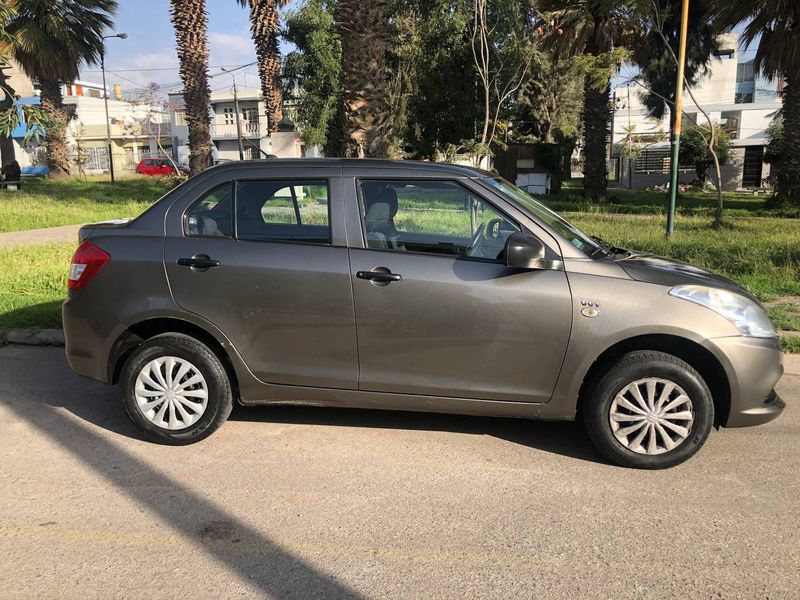Suzuki Swift Dzire • 2016 • 58,600 km 3