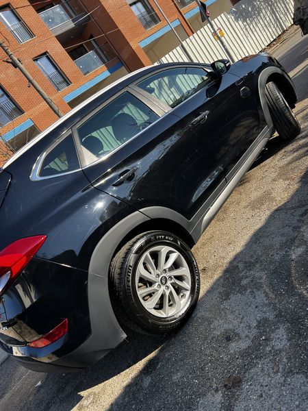 Hyundai Tucson • 2016 • 220,000 km 13