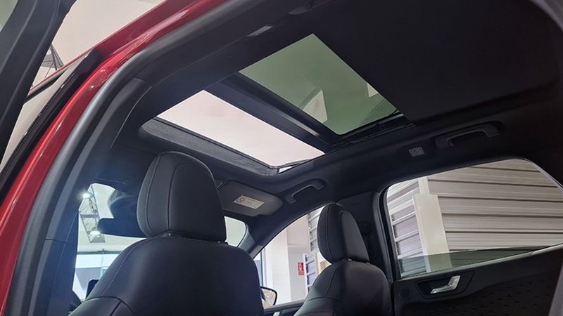 Ford Kuga • 2020 • 76,000 km 2