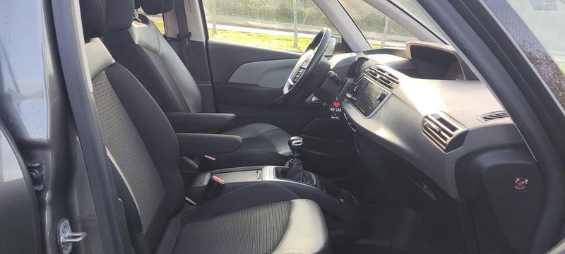 Citroën C4 • 2020 • 185,000 km 6