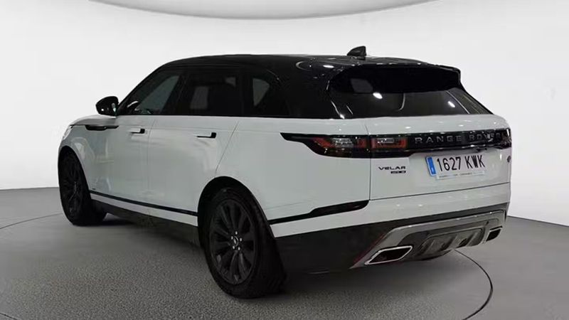 Land Rover Range Rover Velar • 2019 • 75,676 km 4
