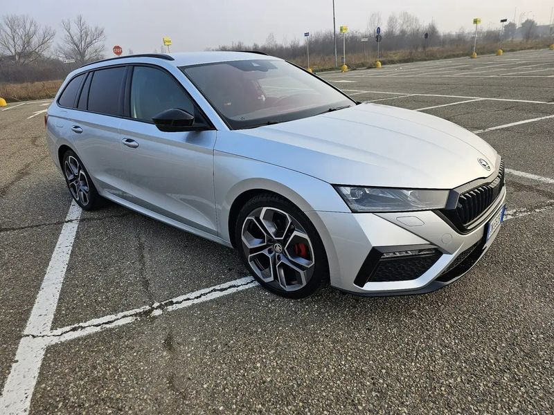 Škoda Octavia Combi • 2023 • 20,300 km 8