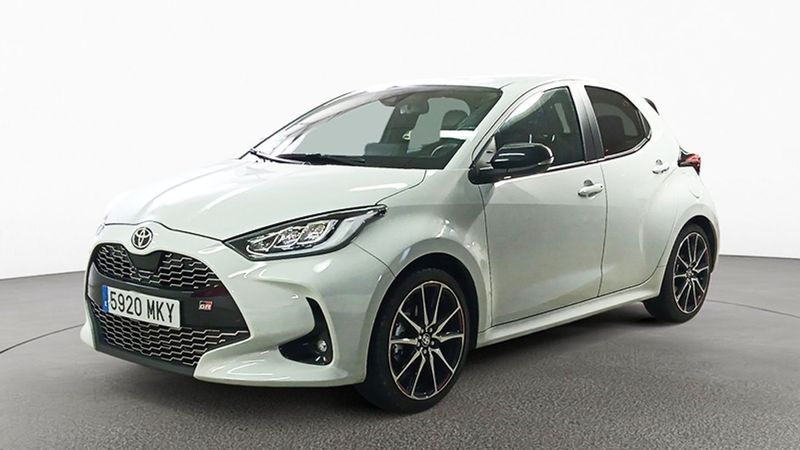 Toyota Yaris • 2023 • 7,088 km 1
