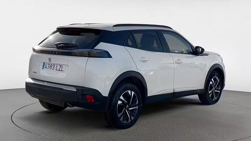 Peugeot 2008 • 2022 • 103,497 km 4
