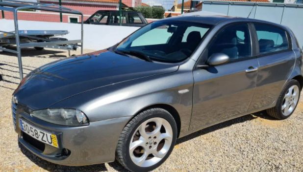 Alfa Romeo 147 • 2005 • 219,000 km 1