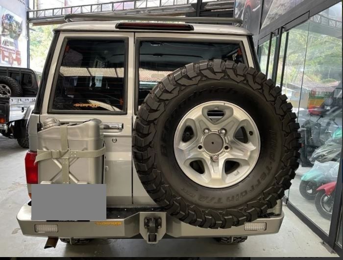 Toyota Land Cruiser • 2021 • 75,000 km 3