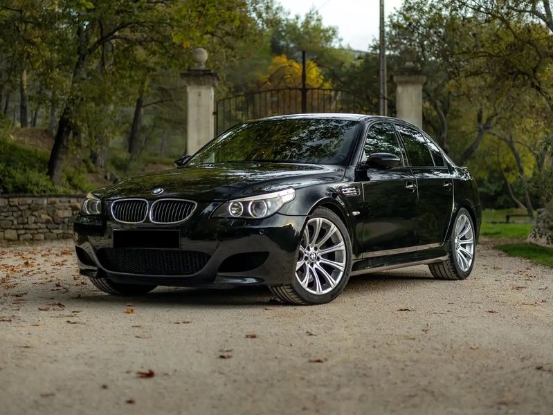 BMW 5 Series • 2007 • 137,700 km 1