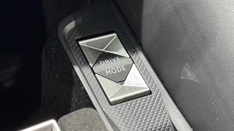 Citroën DS5 • 2023 • 59,827 km 7