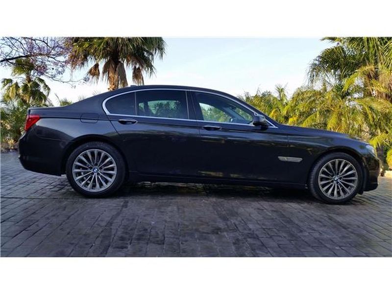 BMW 7 Series • 2010 • 150,000 km 12