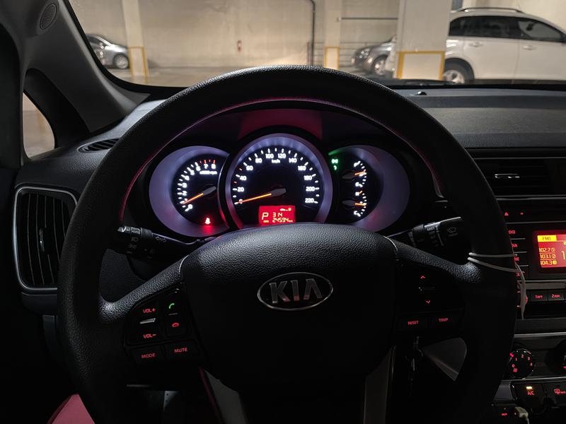 Kia Rio • 2017 • 24,600 km 3
