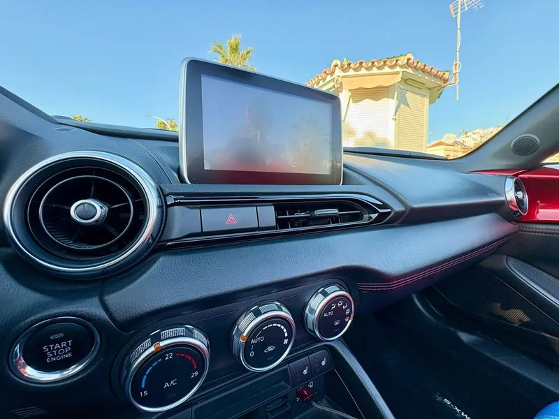 Mazda MX-5 • 2016 • 72,000 km 5