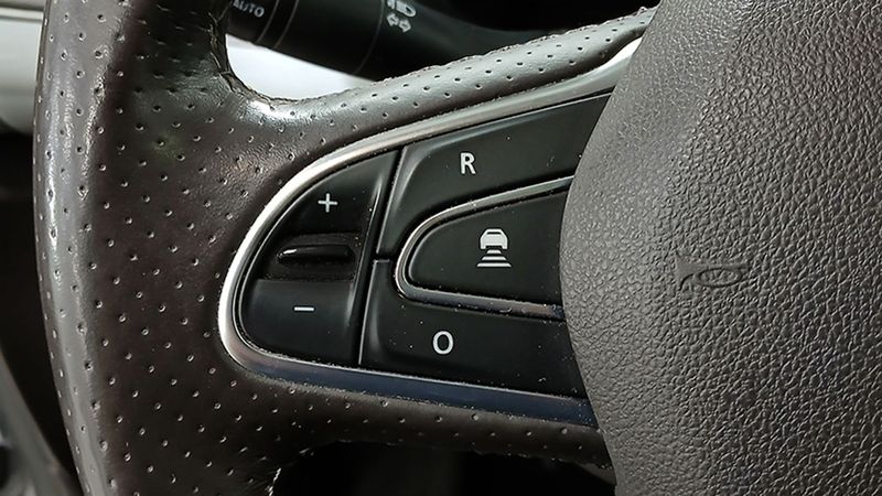 Renault Espace • 2015 • 141,855 km 20