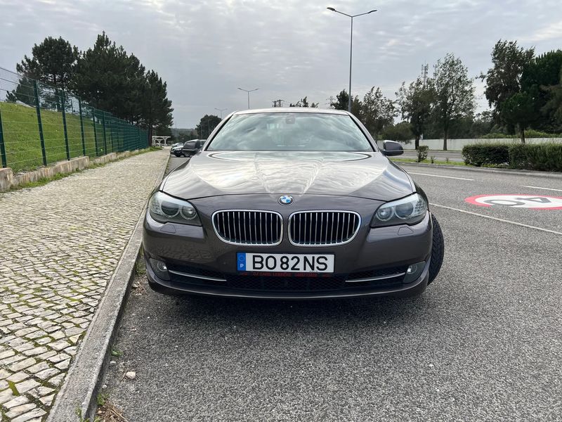 BMW 5 Series • 2011 • 216,000 km 5