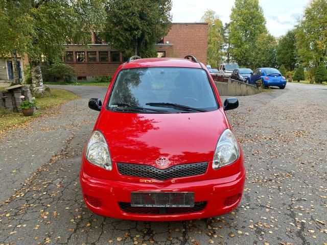 Toyota Yaris Verso • 2005 • 114,000 km 1