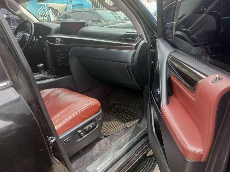 Lexus LX • 2021 • 3 km 2