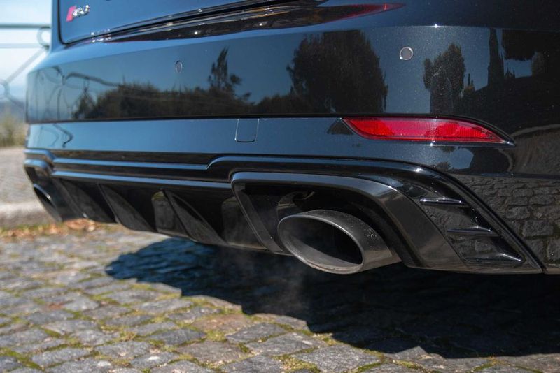 Audi RS 3 • 2018 • 49,000 km 2