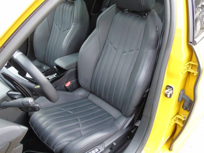 Peugeot 2008 • 2020 • 40,000 km 8