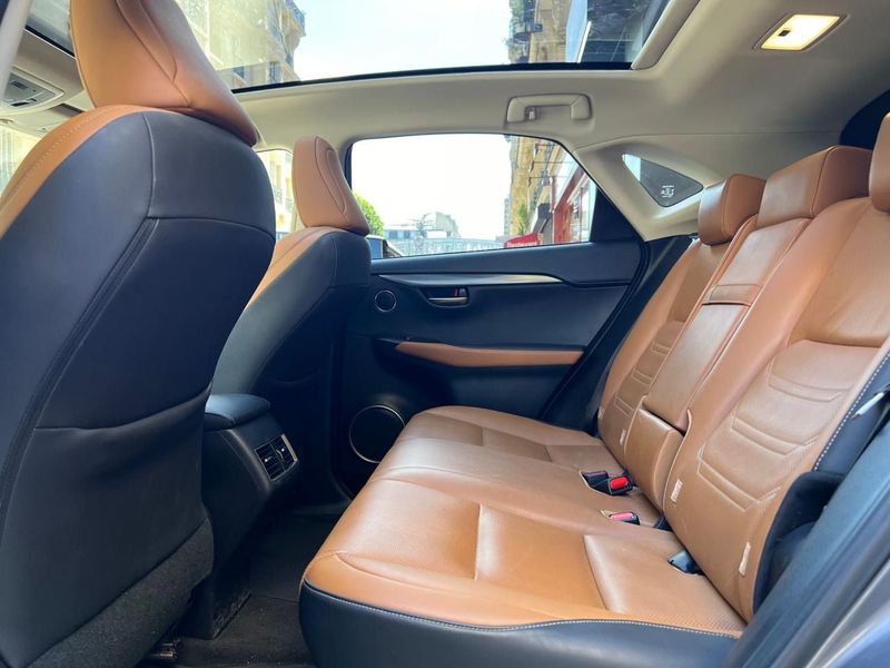 Lexus NX • 2020 • 59,500 km 7