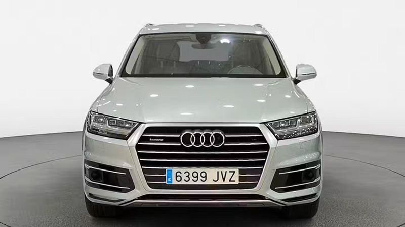 Audi Q7 • 2017 • 153,690 km 3