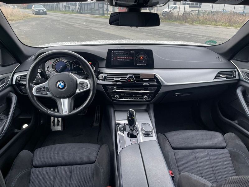 BMW 5 Series • 2017 • 97,600 km 6