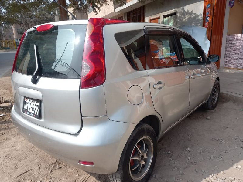 Nissan Note • 2007 • 214,000 km 4