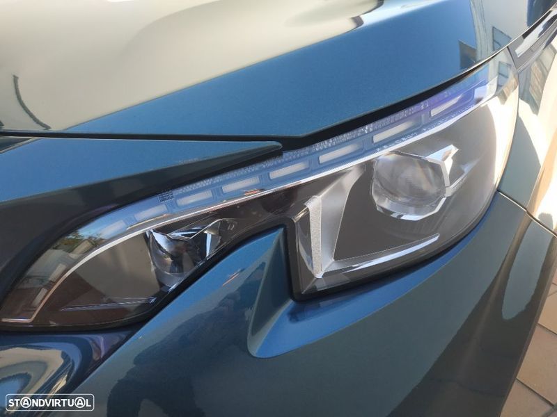 Peugeot 5008 • 2017 • 141,000 km 9