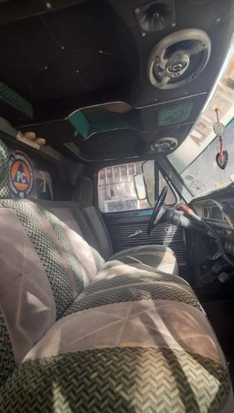 Ford 350 • 1967 • 10,000 km 4