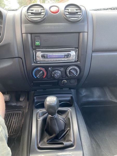 Isuzu D-MAX • 2009 • 90,000 km 3