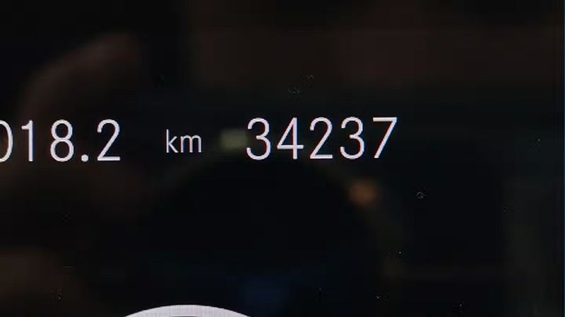 Mercedes-Benz 200 - 300 • 2021 • 34,237 km 12