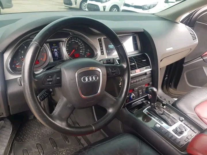 Audi Q7 • 2017 • 50,000 km 5
