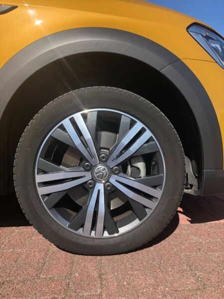 Volkswagen Caddy • 2018 • 53,990 km 11