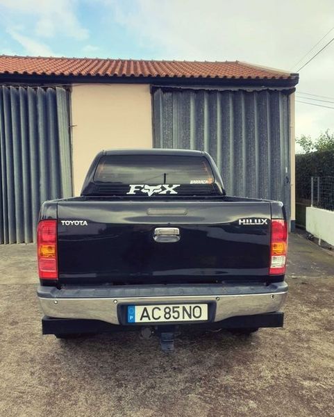 Toyota Hilux • 2008 • 205,000 km 4