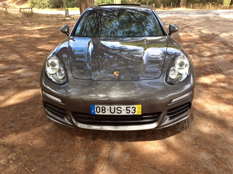 Porsche Panamera • 2014 • 56,000 km 3