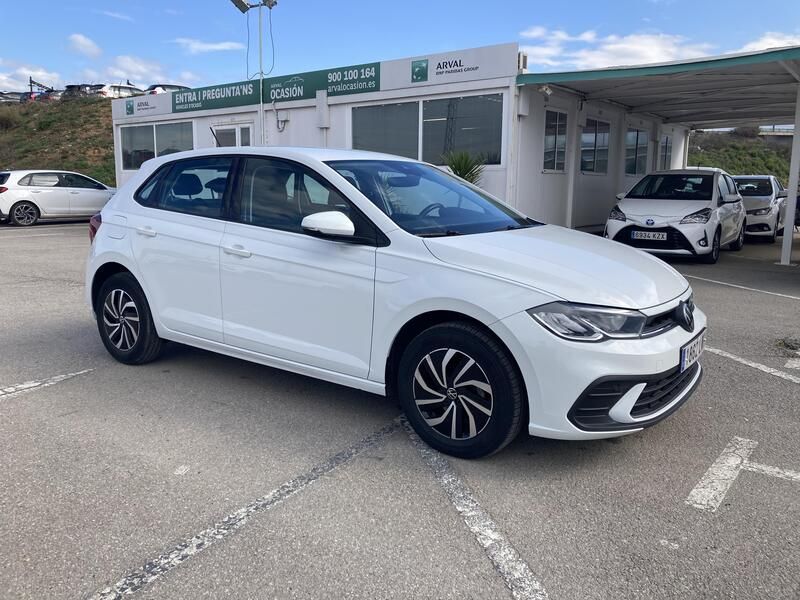 Volkswagen Polo • 2022 • 24,689 km 7