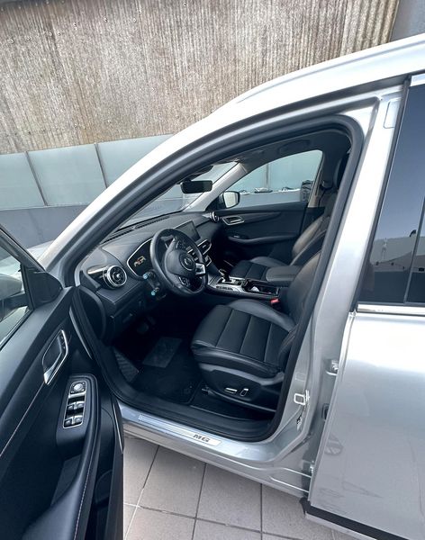 GMC Envoy XL • 2022 • 10,000 km 2