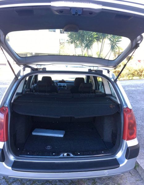 Peugeot 307 • 2003 • 149,000 km 2