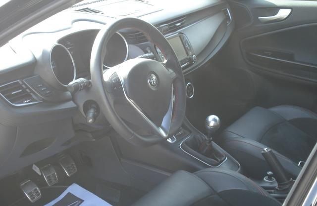 Alfa Romeo Giulietta • 2016 • 118,350 km 8