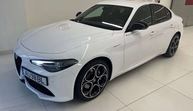 Alfa Romeo Giulia • 2022 • 40,500 km 6