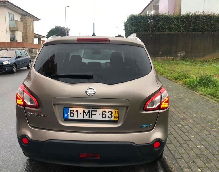 Nissan Qashqai +2 • 2011 • 250,000 km 3