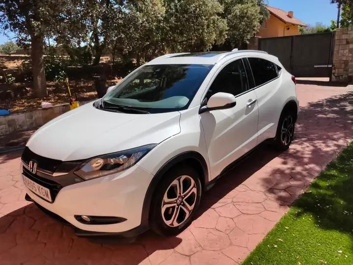 Honda HR-V • 2017 • 75,000 km 1