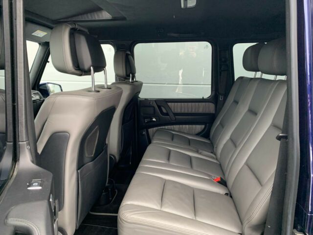 Mercedes-Benz G-Class • 2016 • 106,000 km 11