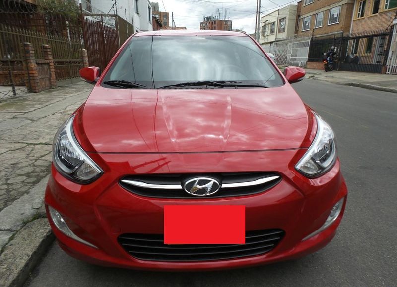 Hyundai Accent • 2016 • 90,000 km 3