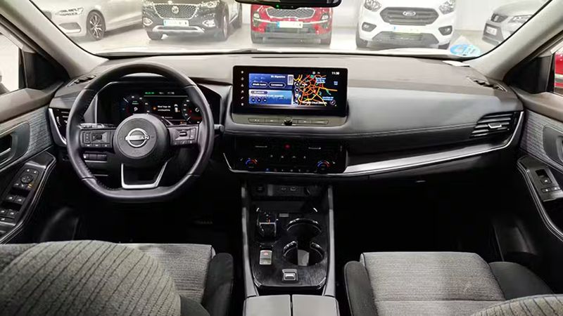 Nissan X-Trail • 2024 • 13,843 km 6