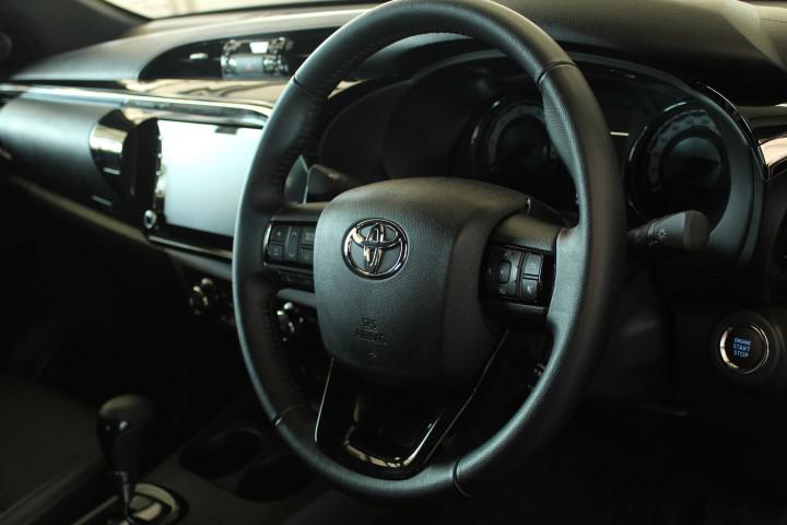 Toyota Hilux • 2020 • 13,055 km 6
