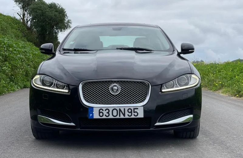 Jaguar XF • 2012 • 214,000 km 1