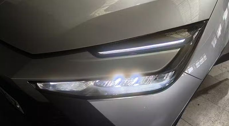 Toyota C-HR • 2024 • 7,811 km 5